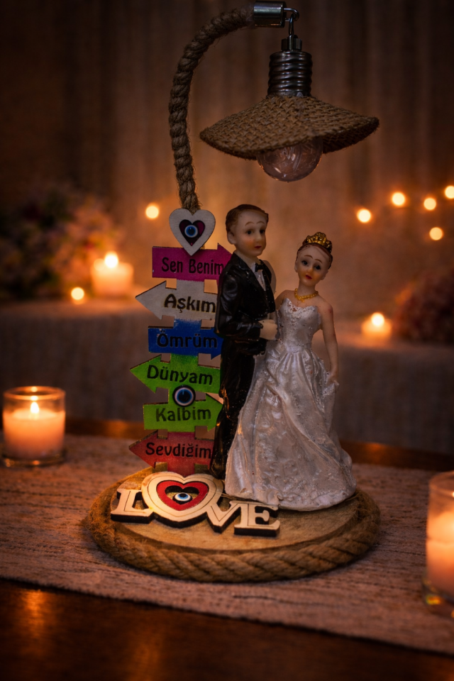 Işıklı Gelin Damat Biblo