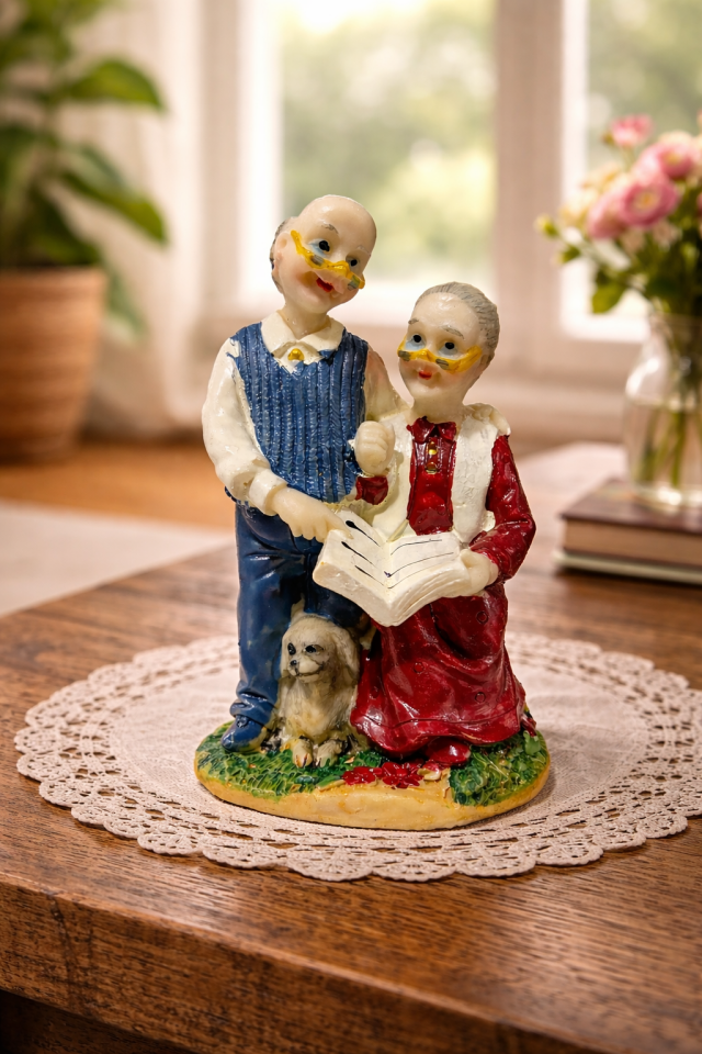 Yaşlı Çift Biblosu