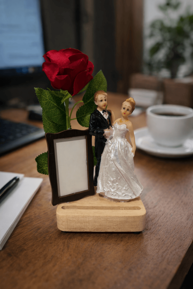 Gül gelin damat Tasarım