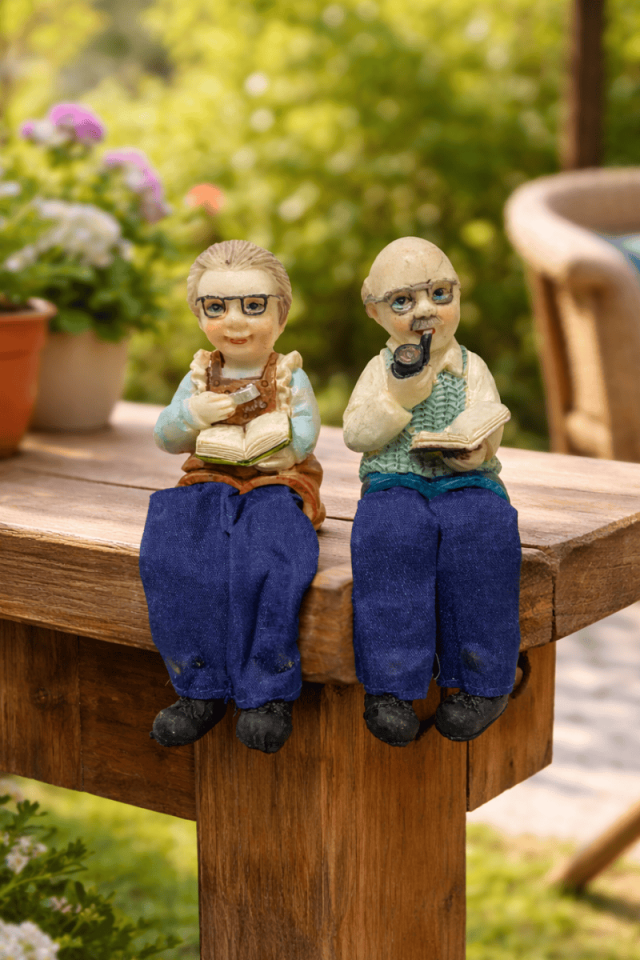 Dolap magnet yaşlı çift biblo