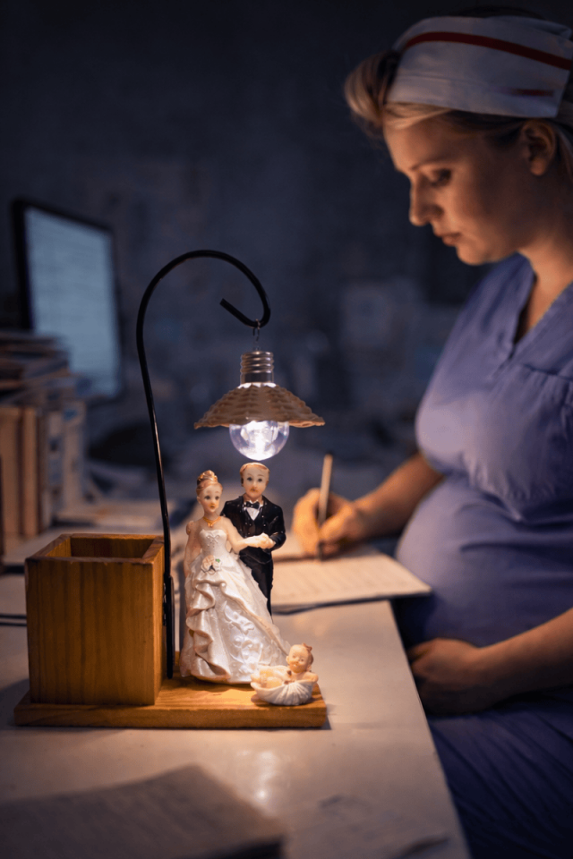 Gelin Damat Ahşap Kalemlik & Gece Lambası