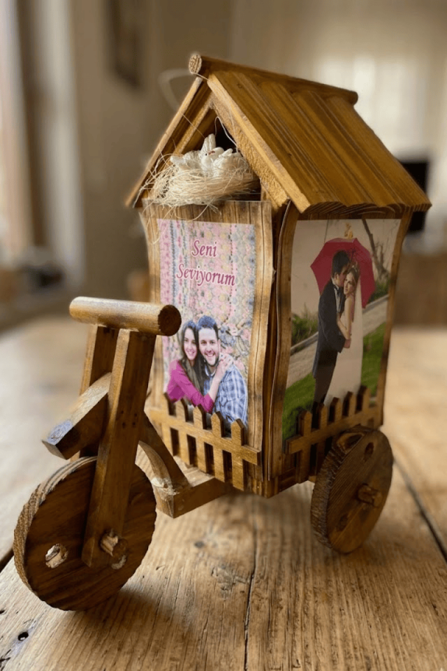 Kişiye Özel Işıklı Ahşap Motosiklet Gece Lambası