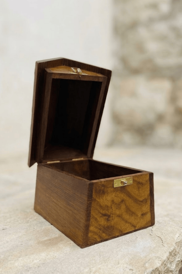 Ev Tasarımlı Ahşap Kutu