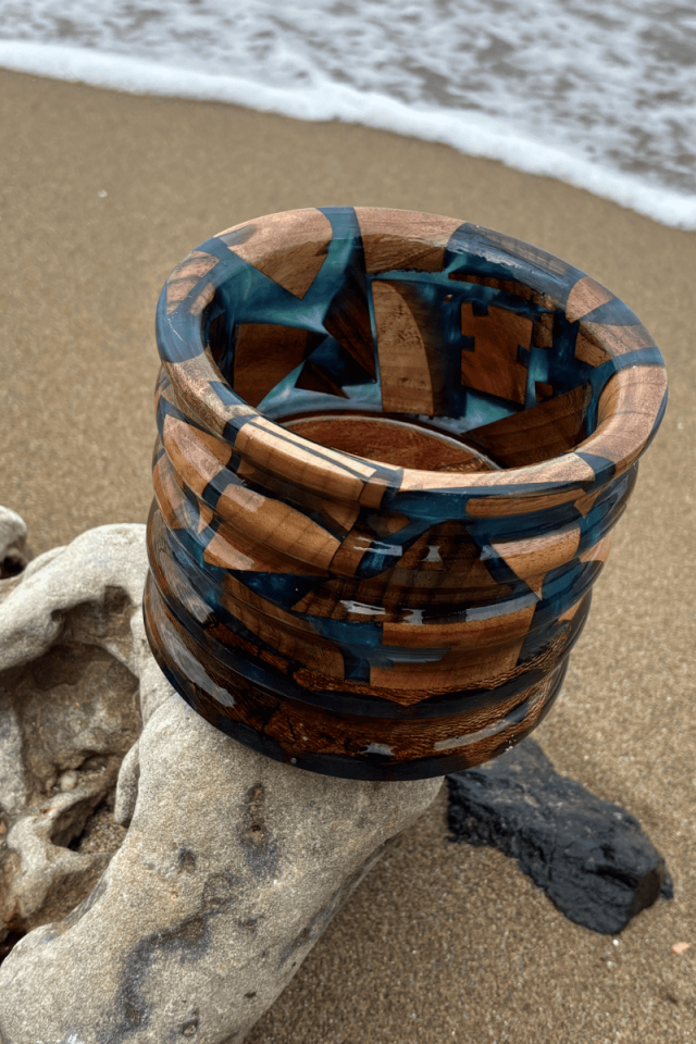 Mavi Epoksi Ahşap Dekoratif Vazo