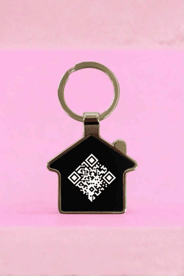 Kişiye Özel Qr Kodlu Ev Anahtarlık