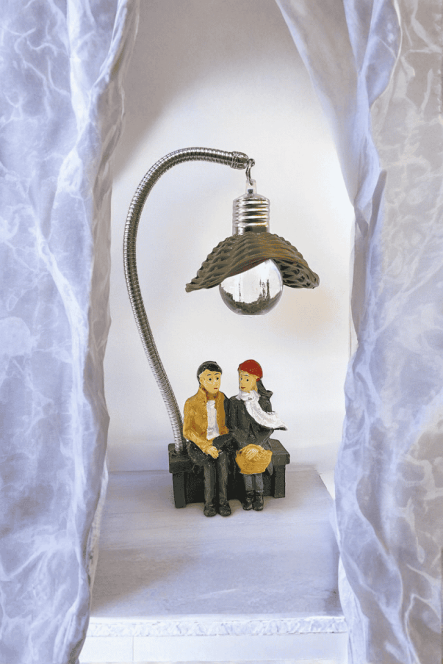 Işıklı Sevgili Biblo