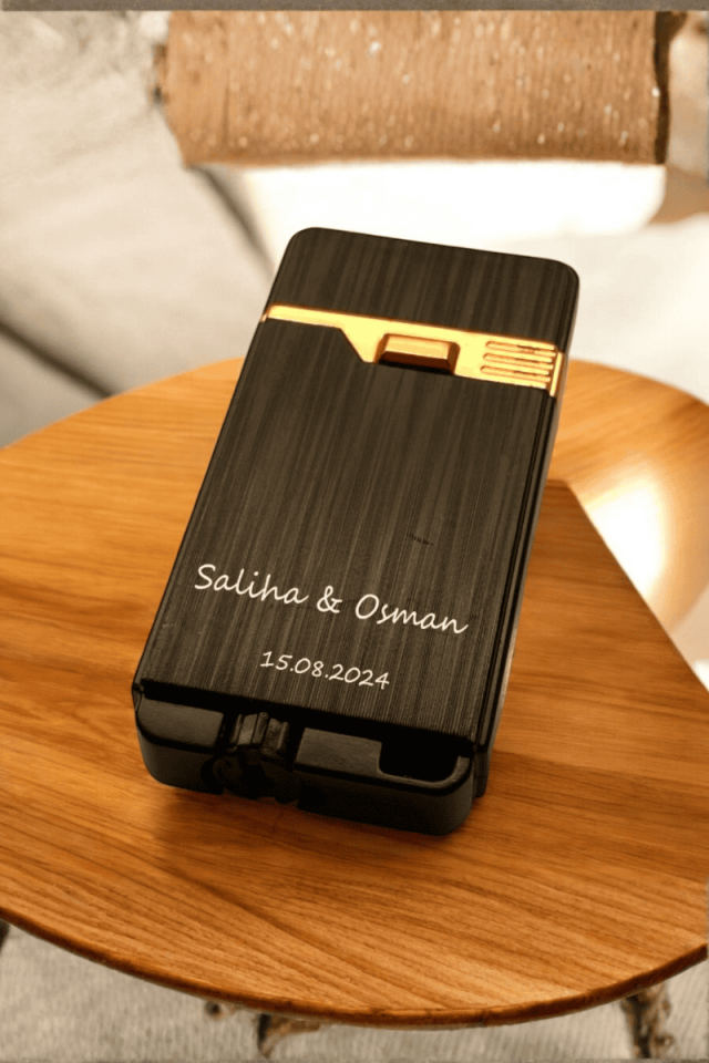 Kişiye Özel Çift Izgaralı Çakmak