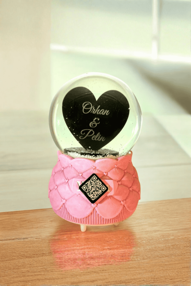 Kişiye Özel Kar Küresi Püskürtmeli Qr Kodlu