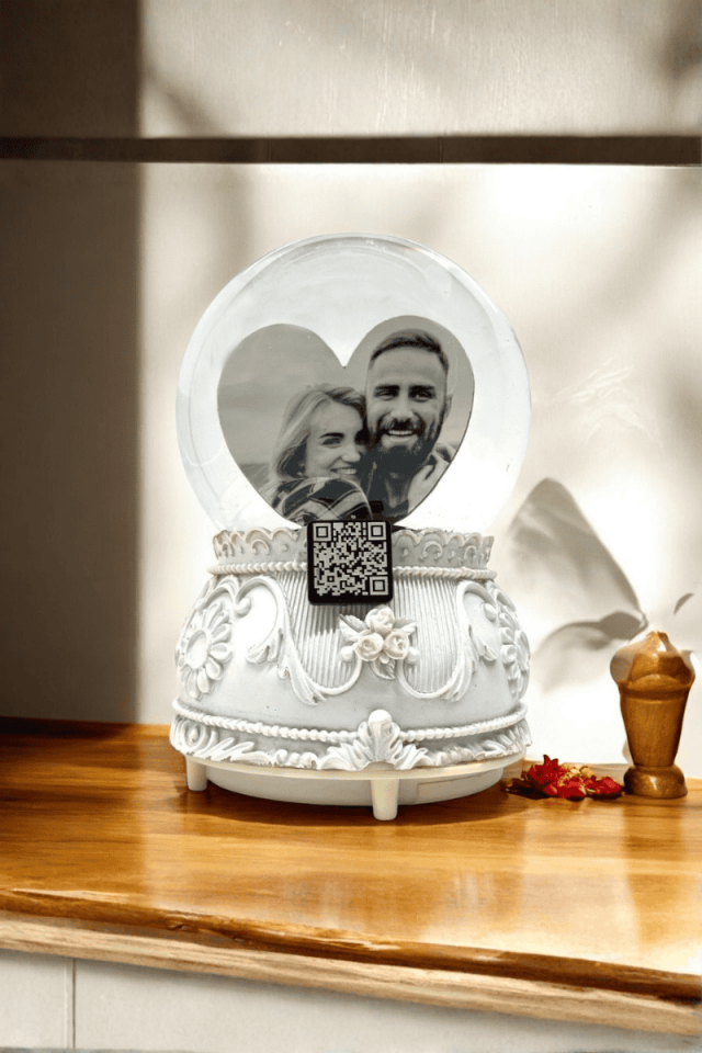 Kişiye Özel Kar Küresi Püskürtmeli Qr Kodlu