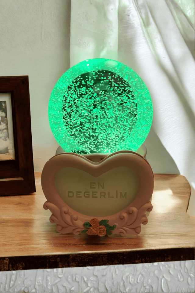 Kişiye Özel Kar Küresi Püskürtmeli Çerçeveli