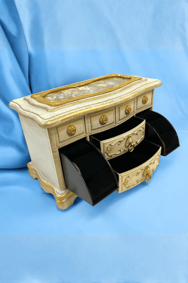 Eskitme Takı & Müzik Kutusu