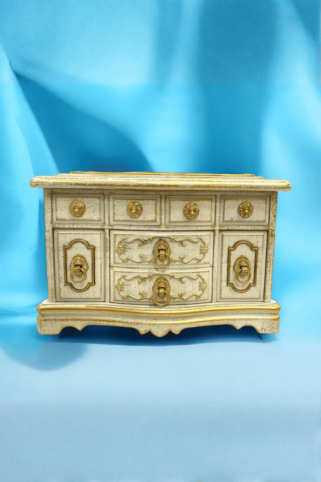 Eskitme Takı & Müzik Kutusu