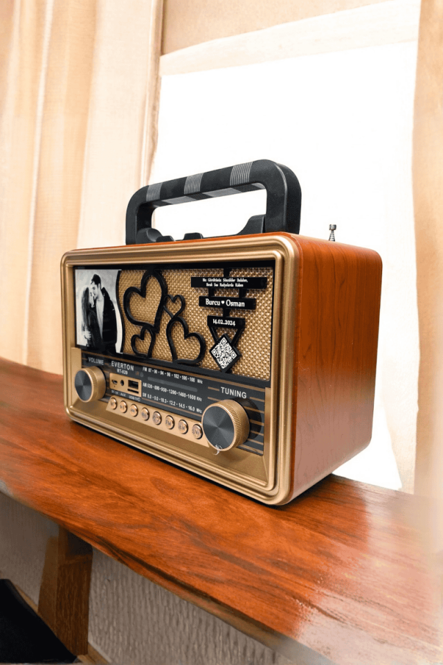 Kişiye Özel Nostalji Radyo Kalpli