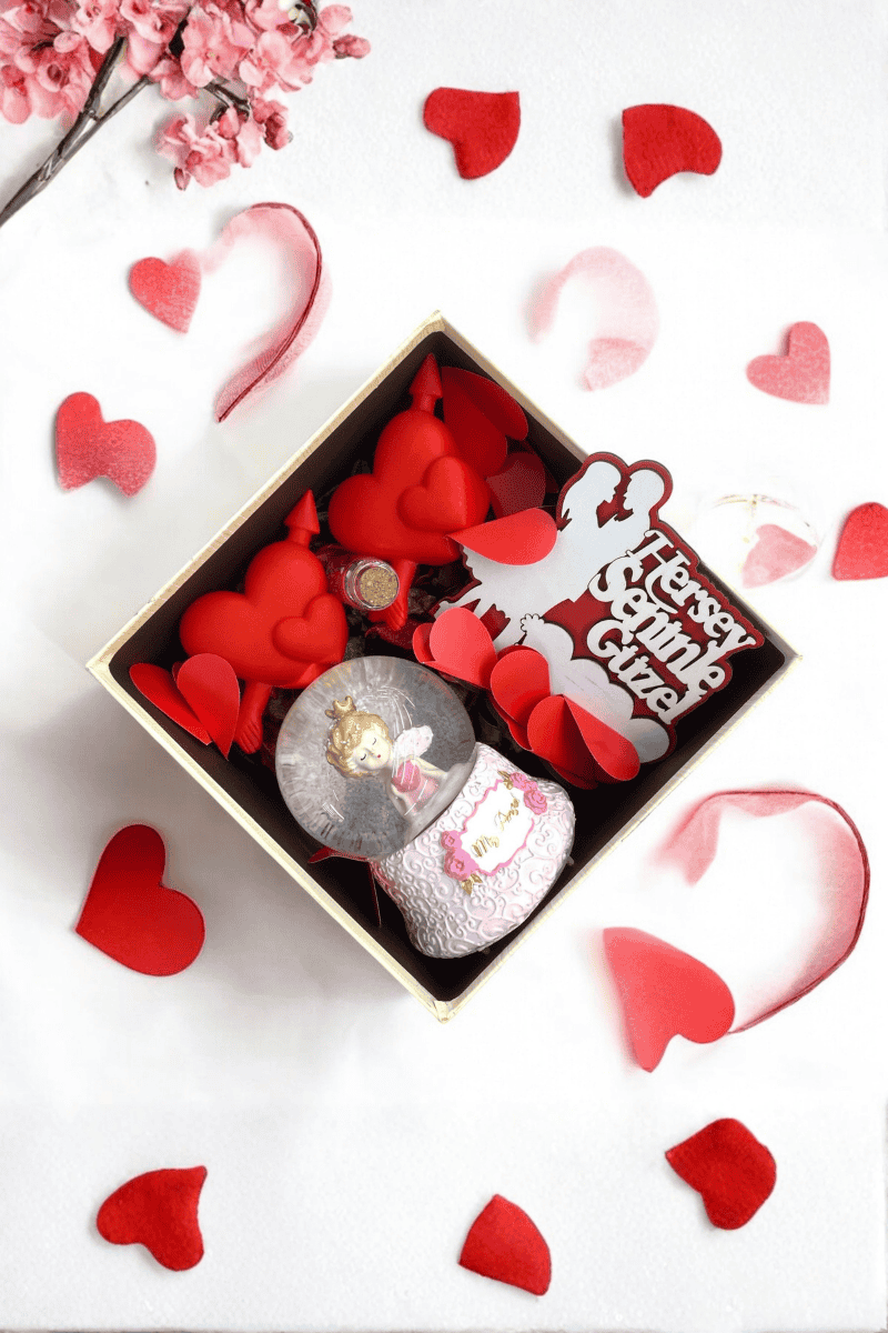 Kişiye Özel Hediye Kutusu