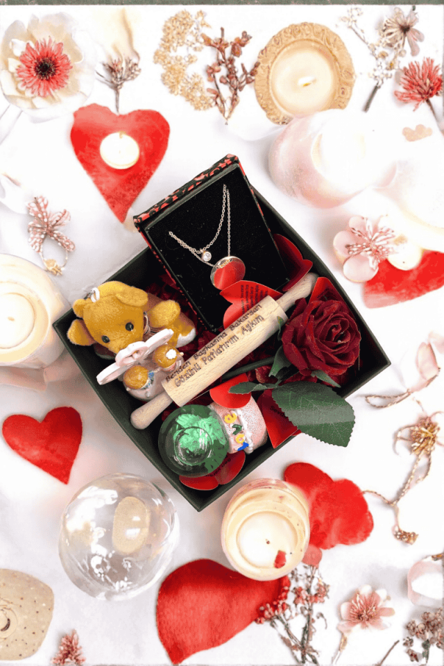 Kadına Özel Hediye Kutusu