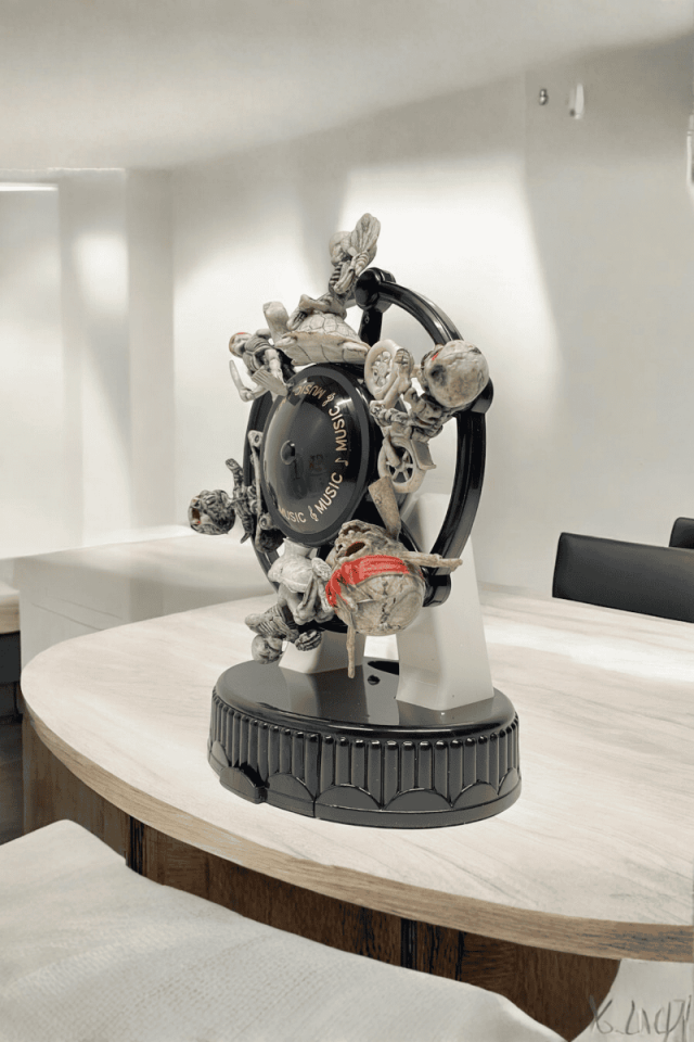 Kuru Kafa Müzik Kutusu