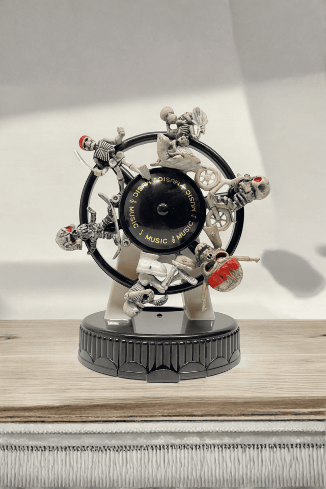 Kuru Kafa Müzik Kutusu