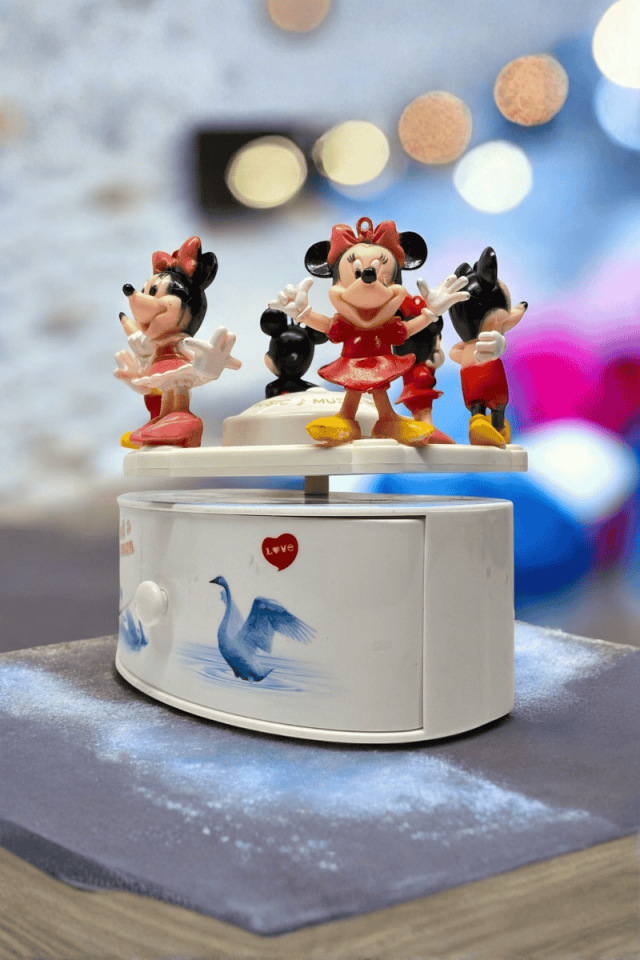 Mickey Mouse Müzik Kutusu