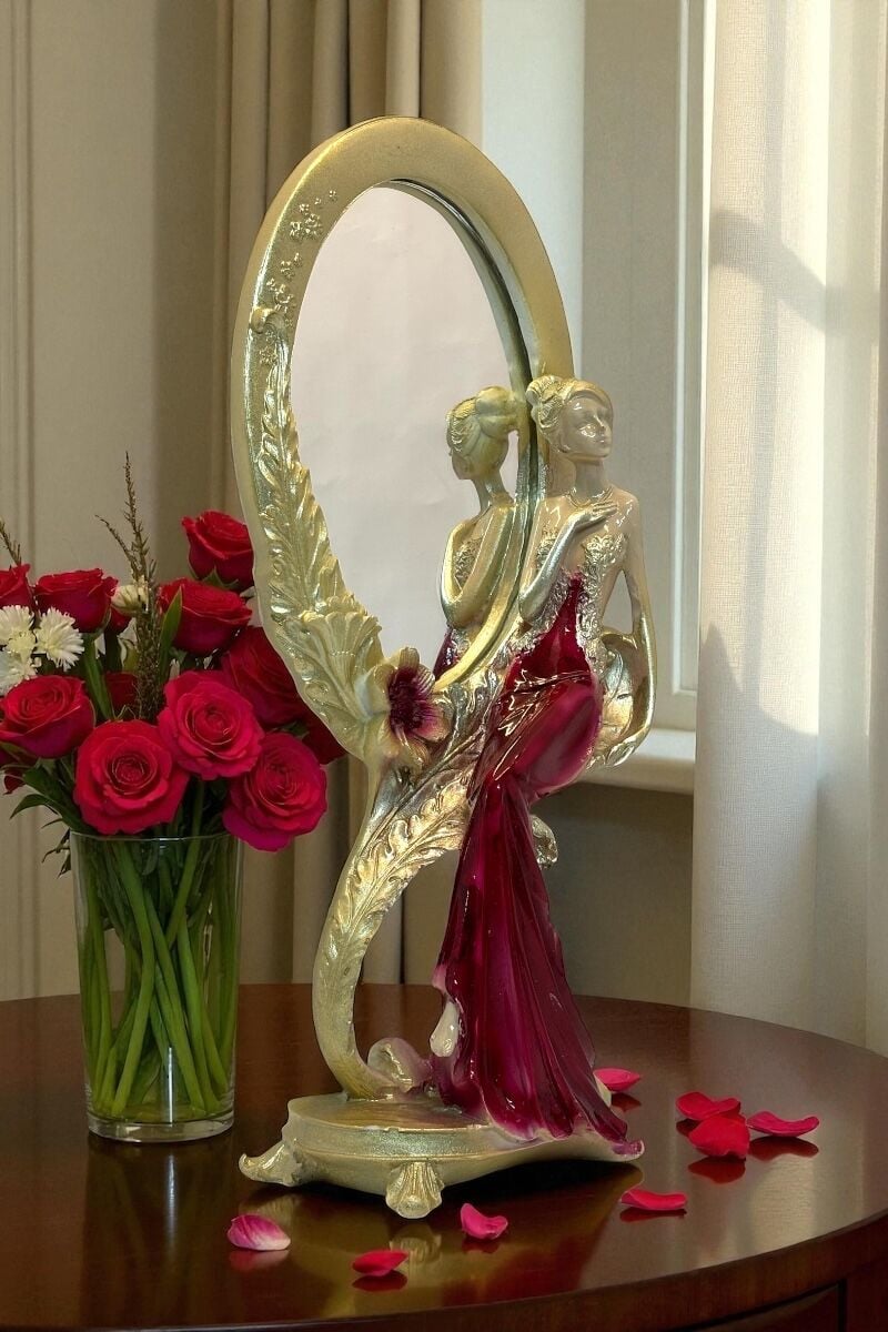 Kadın Ayna Tasarımı