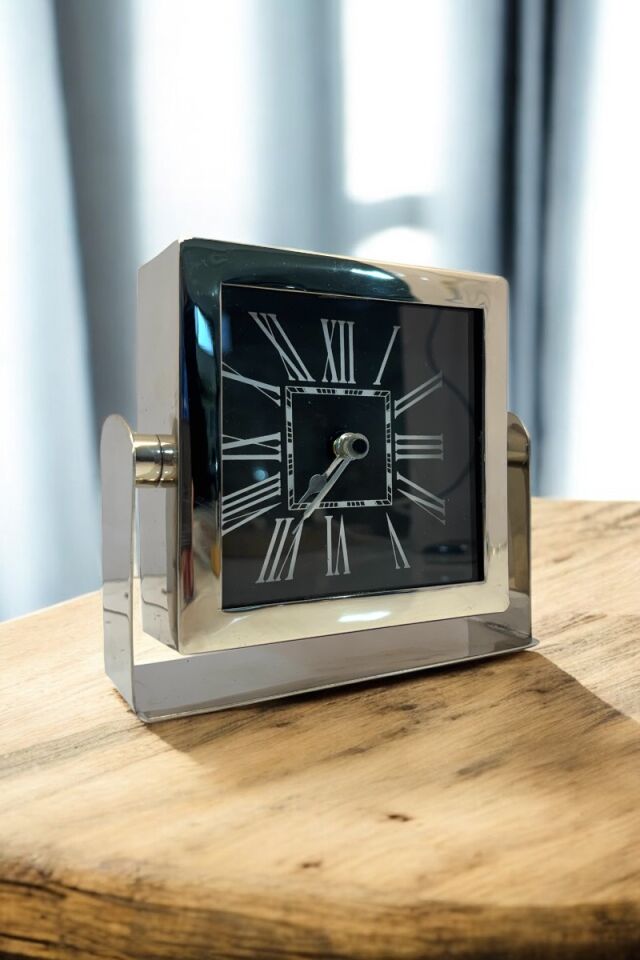 Metal Kare Saat Masaüstü