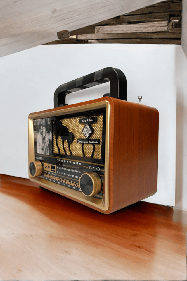 Nostalji Radyo Kişiye Özel Hediyelik