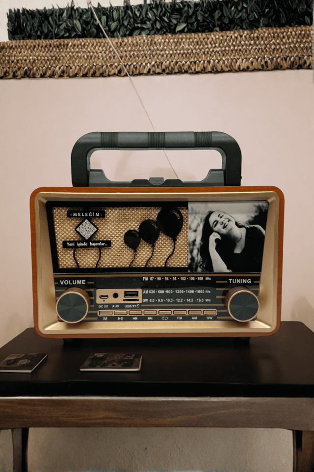 Nostalji Radyo Kişiye Özel Hediye