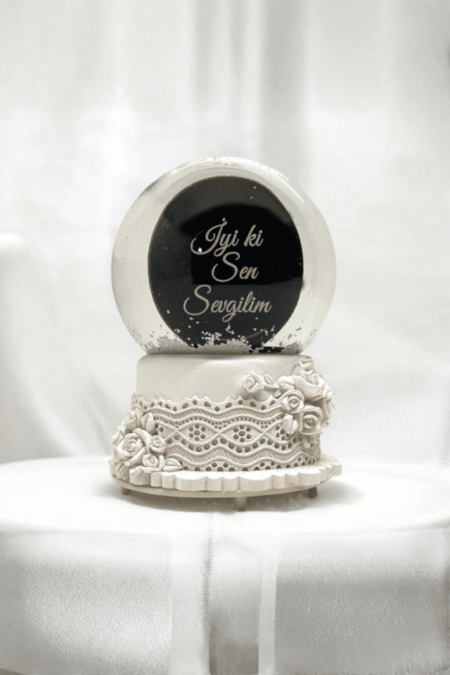Kişiye Özel Kar Küresi Orta Boy