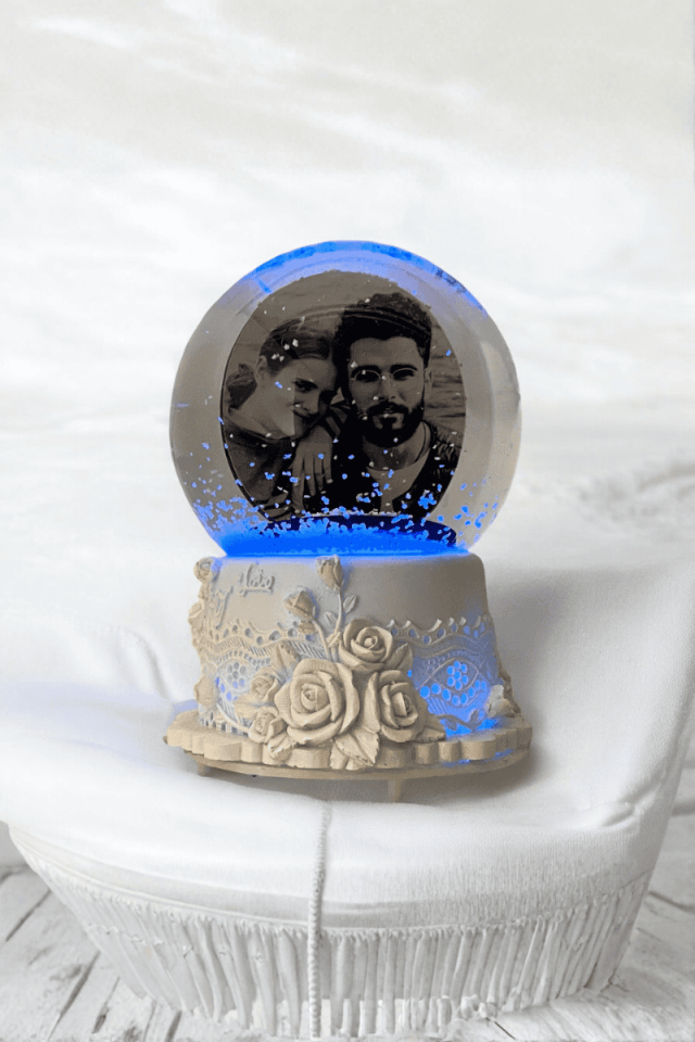 Kişiye Özel Kar Küresi Orta Boy