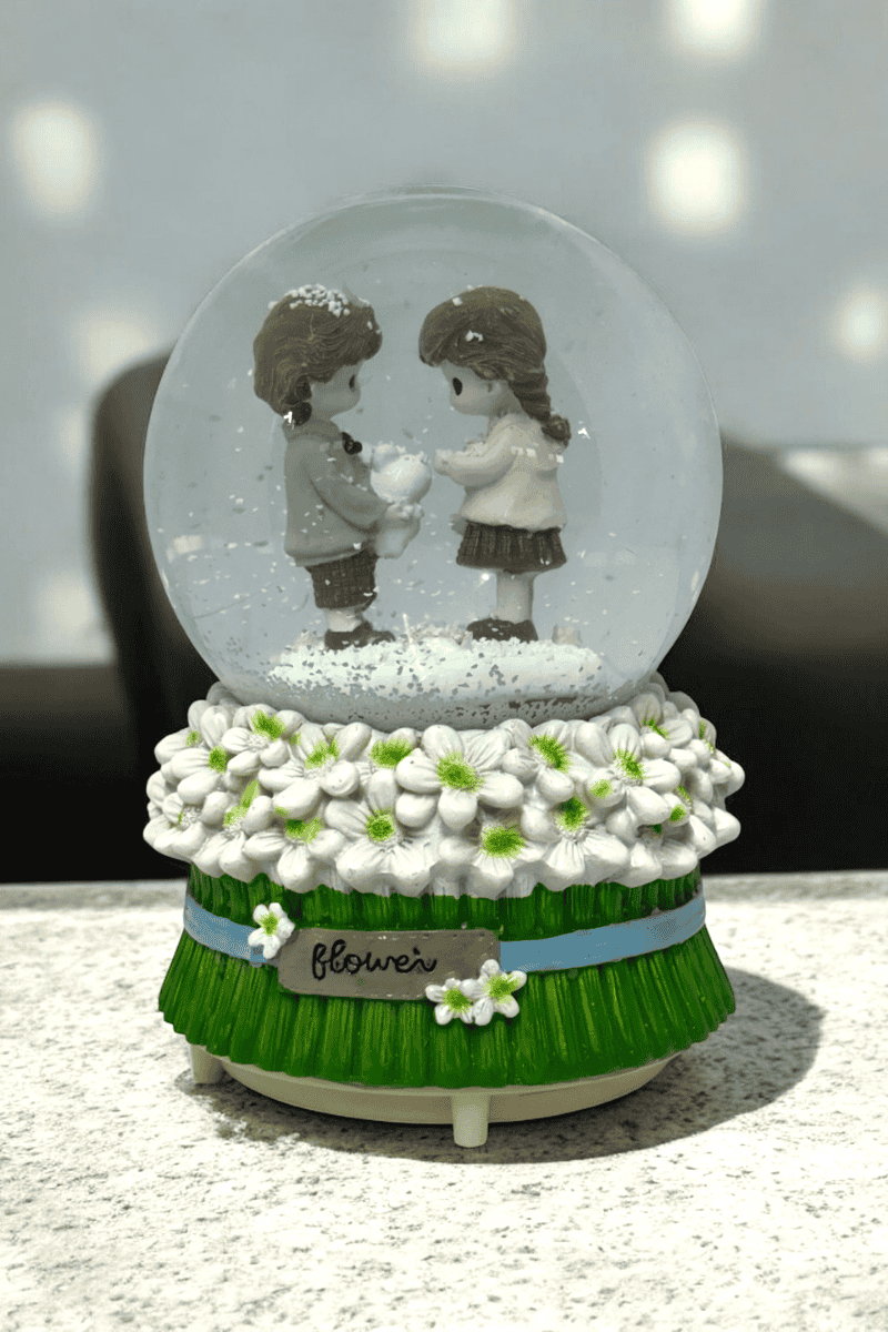 Püskürtmeli Kar Küresi