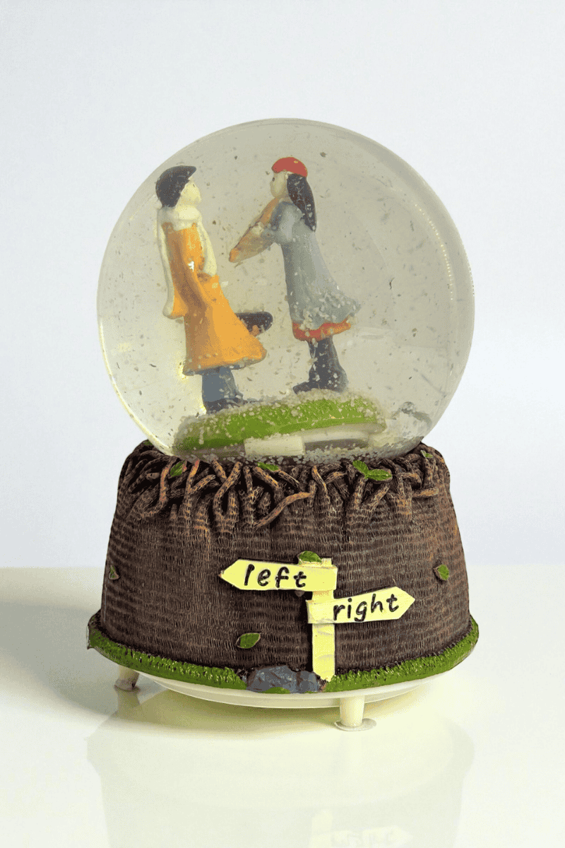 Püskürtmeli Kar Küresi