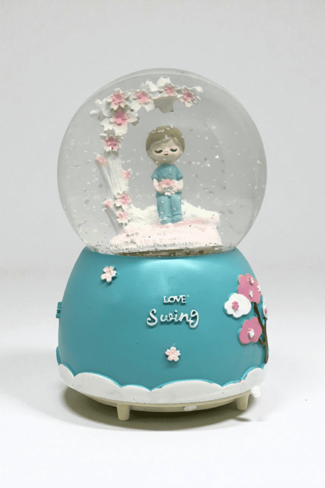 Püskürtmeli Kar Küresi