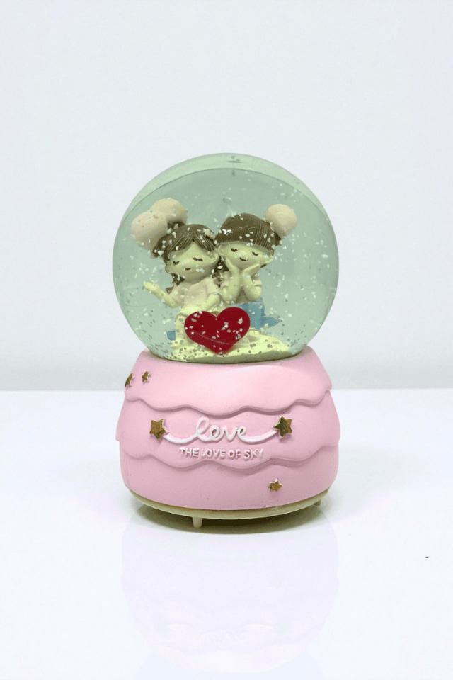 Orta Boy Kar Küresi