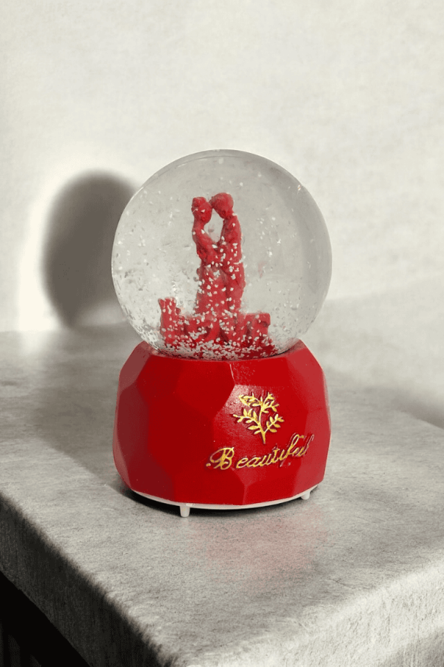 Orta Boy Kar Küresi