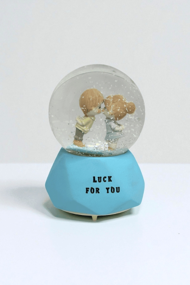 Orta Boy Kar Küresi